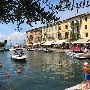 appartamento-san-martino-lazise.hotelinveneto.com/